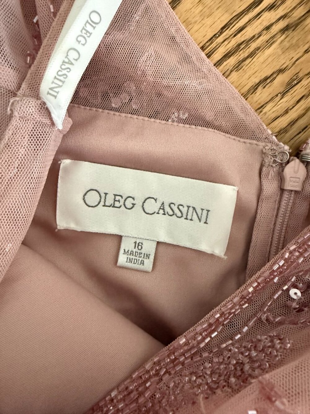 $650 | Oleg Cassini Blush Beaded Sequin Gown Formal Maxi Dress Size 16 - Picture 7 of 7